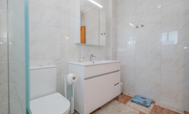 Venta - House - Quad -
La Zenia