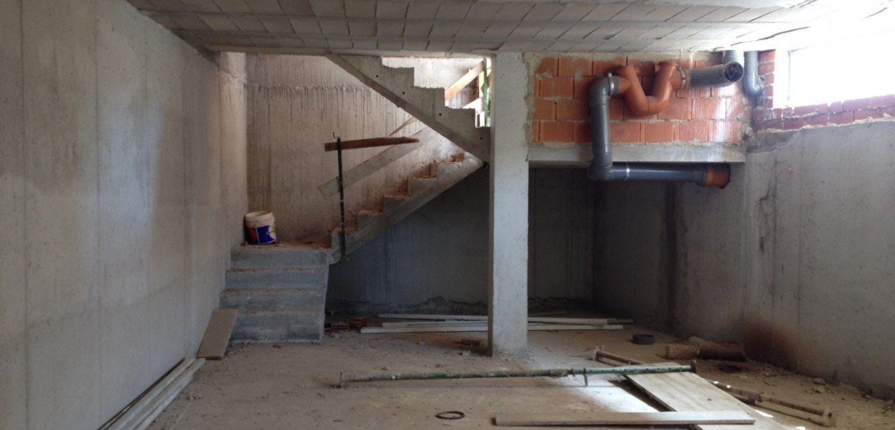 Herverkoop - Reclame -
Los Montesinos