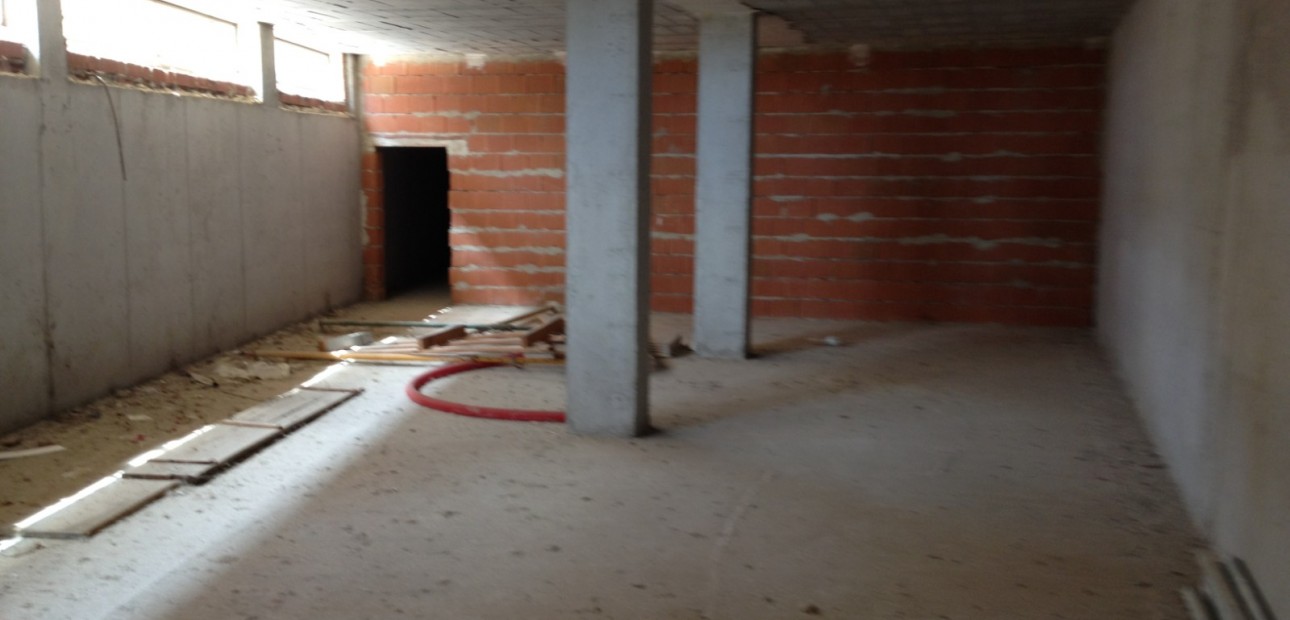 Herverkoop - Reclame -
Los Montesinos