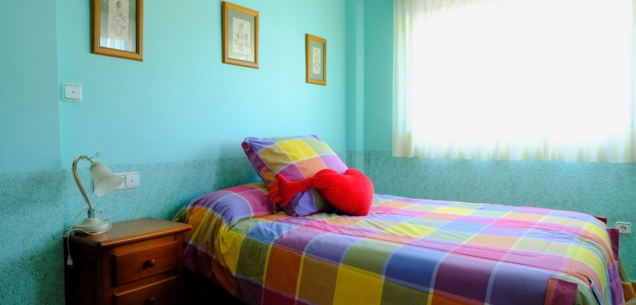 Herverkoop - Finca / Country Property -
Orihuela