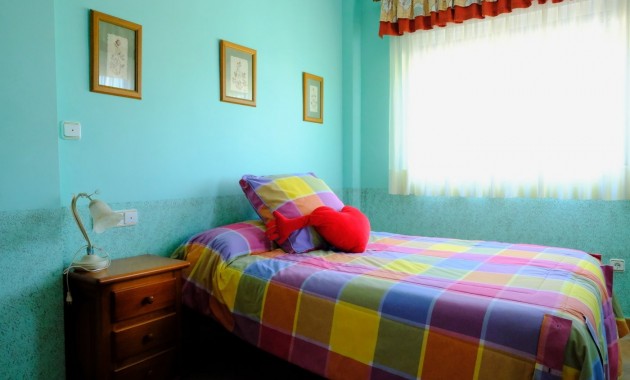 Herverkoop - Finca / Country Property -
Orihuela