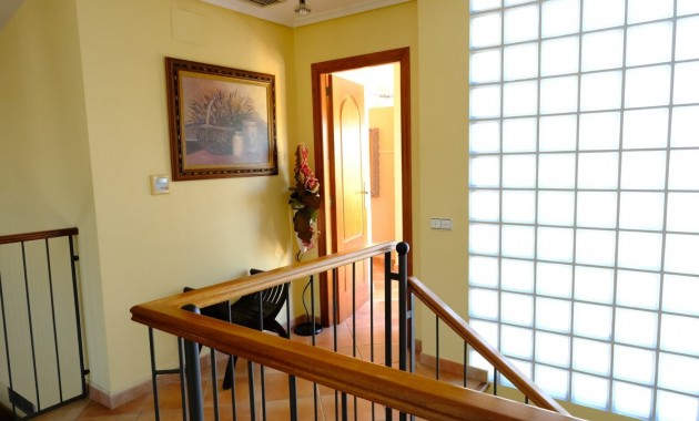 Herverkoop - Finca / Country Property -
Orihuela