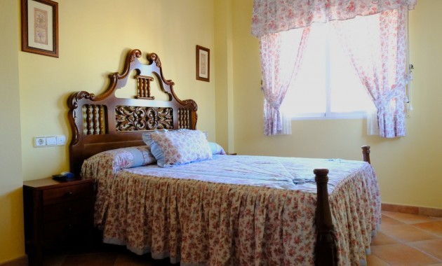 Herverkoop - Finca / Country Property -
Orihuela