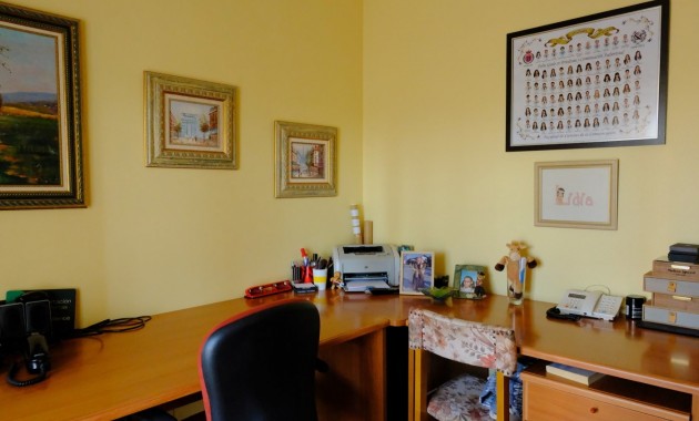 Herverkoop - Finca / Country Property -
Orihuela