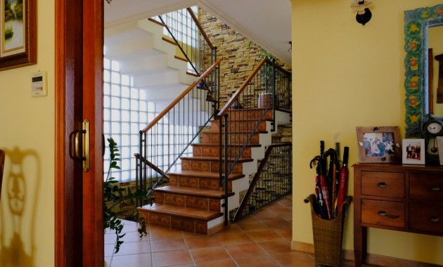 Herverkoop - Finca / Country Property -
Orihuela