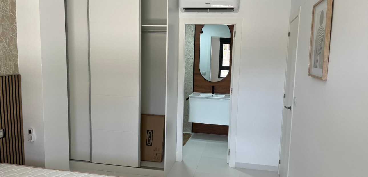 Venta - A. Apartment / flat -
San Miguel de Salinas