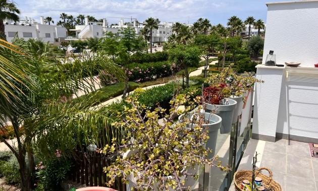 Herverkoop - A. Apartment / flat -
Entre Naranjos Vistabella Golf