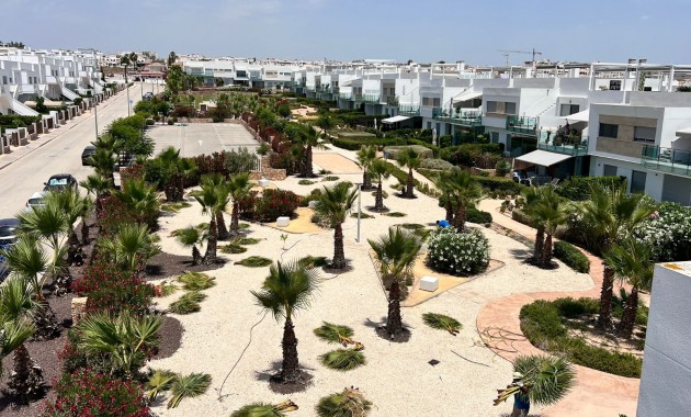 Venta - Apartment flat -
Entre Naranjos Vistabella Golf