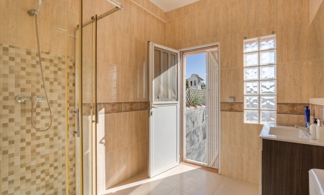 Sale - Detached Villa -
Torrevieja - Urbanización San Luis