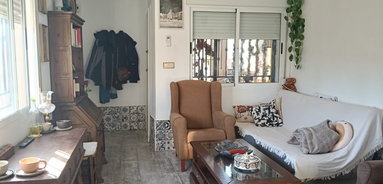 Sale - Apartment flat -
Los Montesinos - La herrada