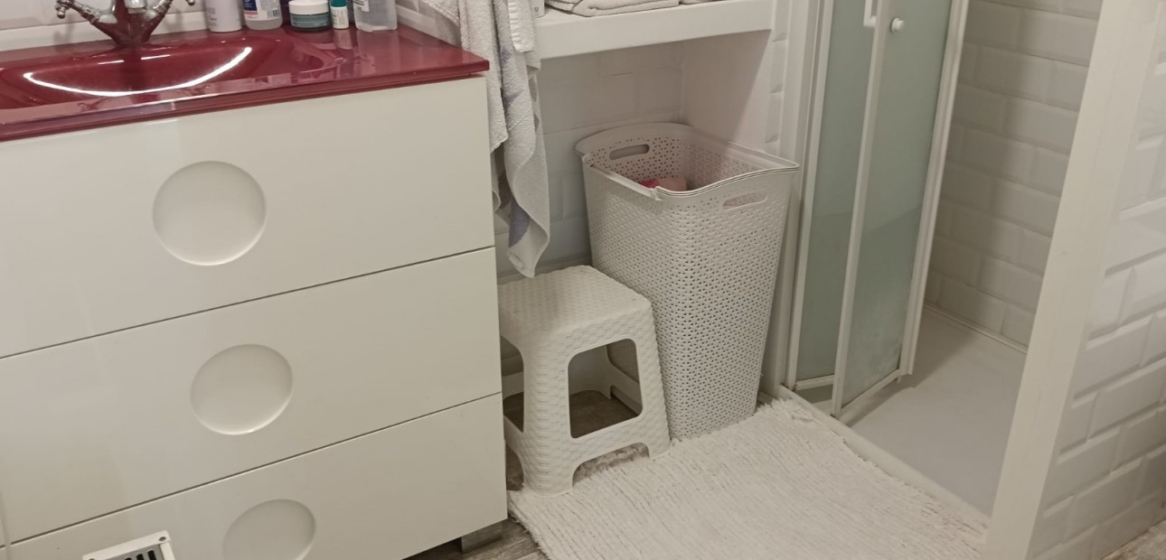 Sale - Apartment flat -
Los Montesinos - La herrada