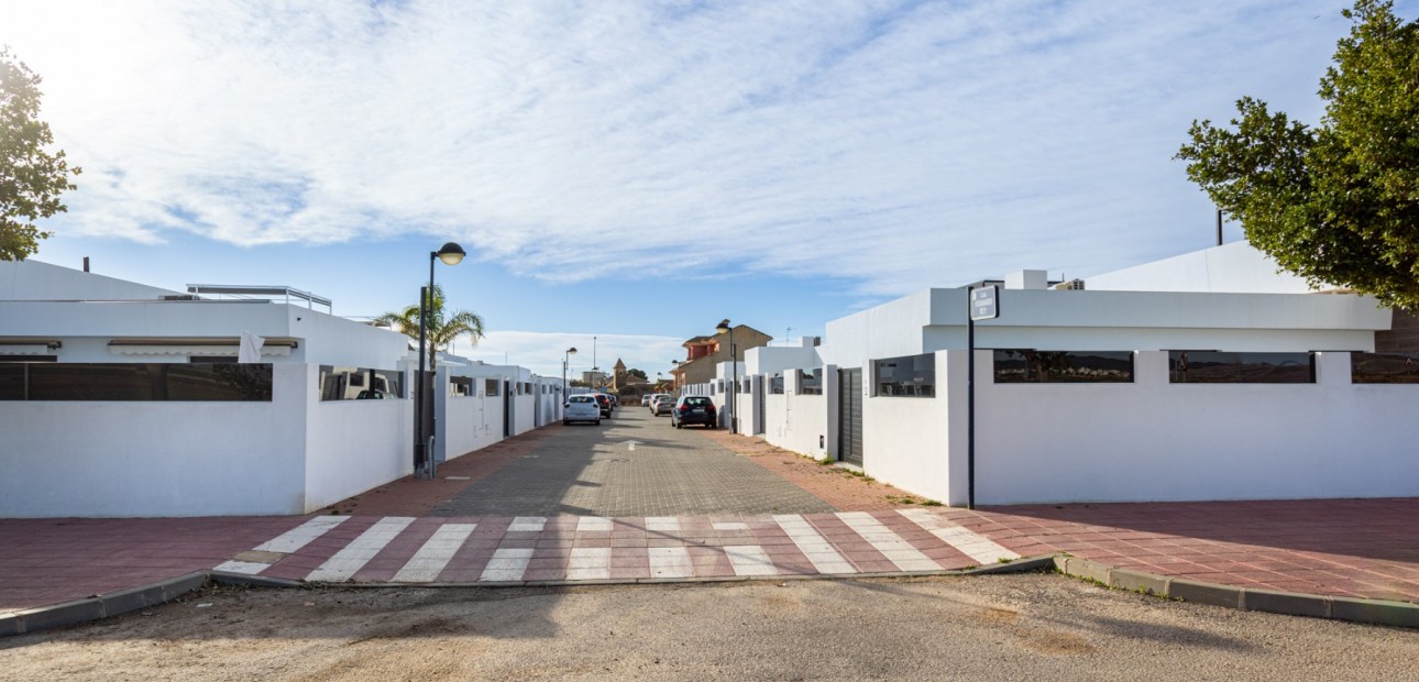 Herverkoop - Detached Villa -
Torre Pacheco - Roldán