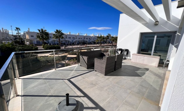 Venta - Apartment flat -
Orihuela - Vistabella Golf