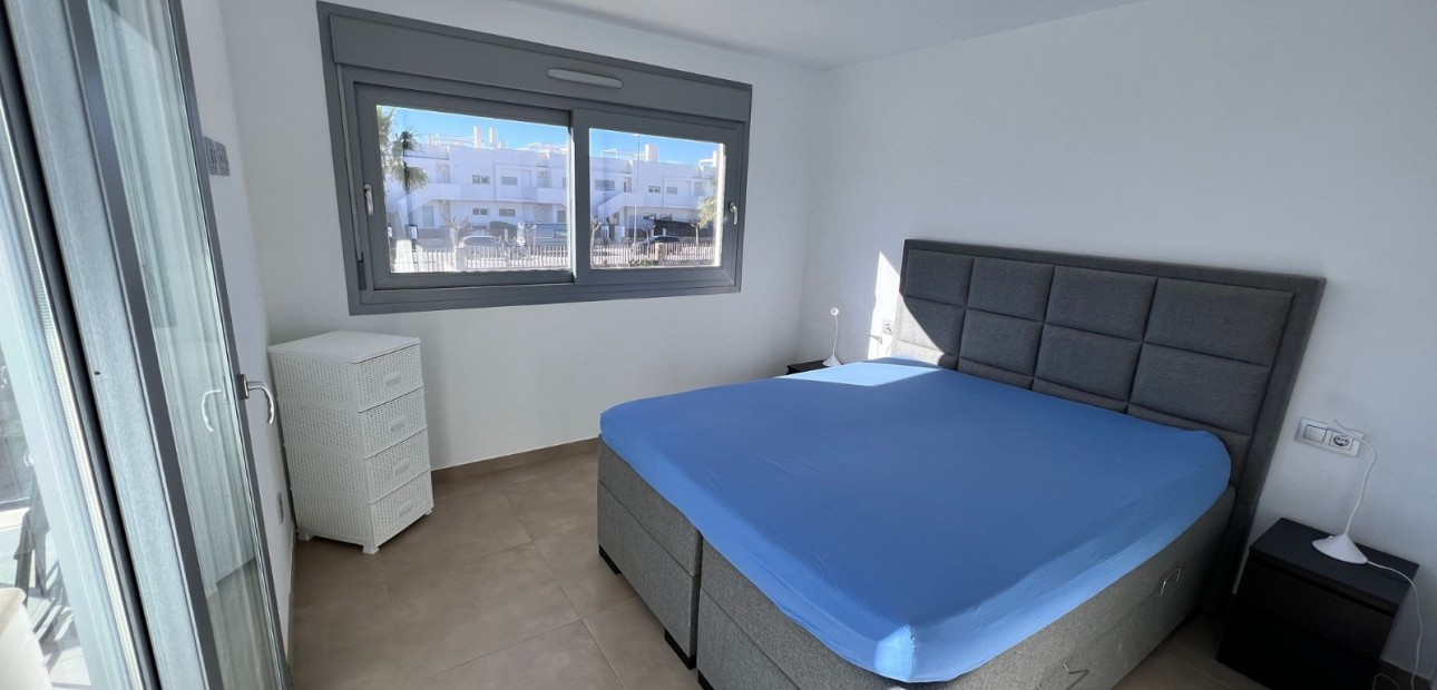 Venta - Apartment flat -
Orihuela - Vistabella Golf