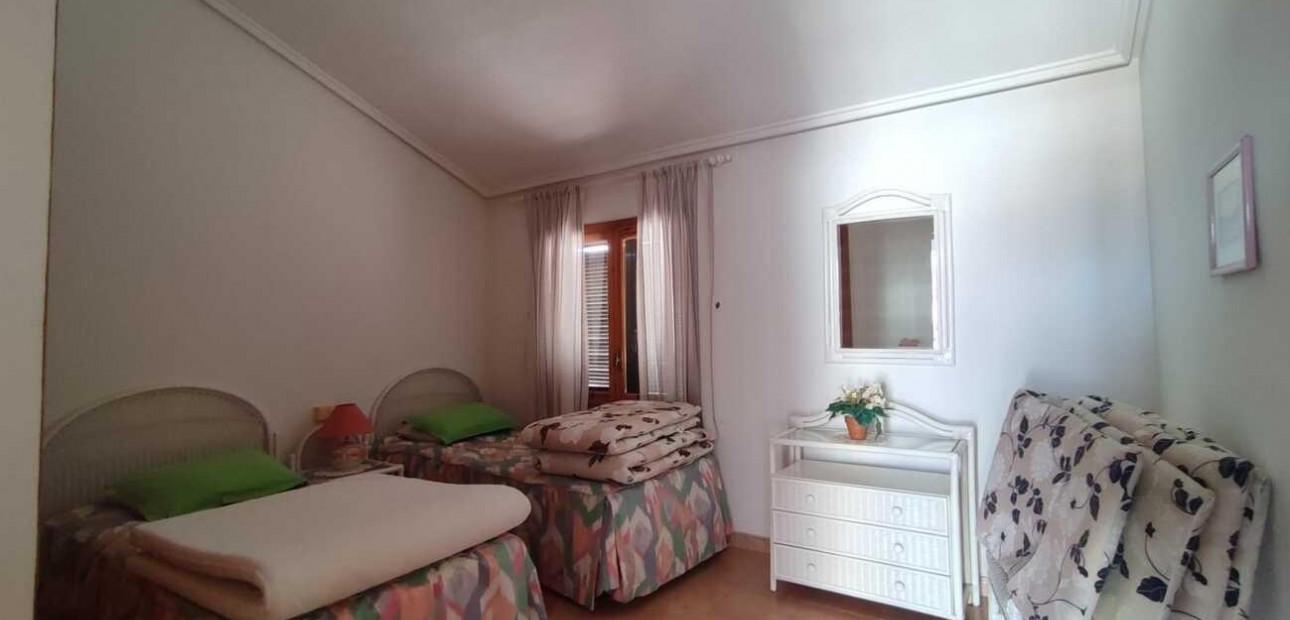 Venta - Terraced house -
Orihuela Costa - Rocio del Mar