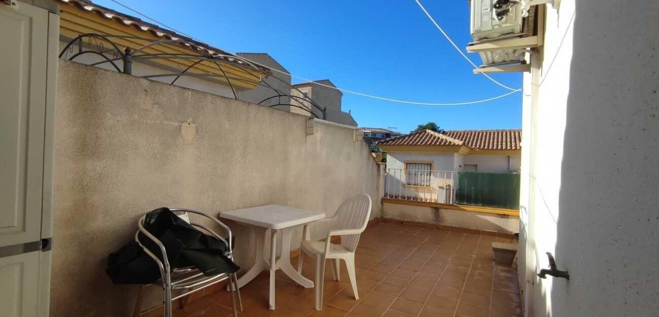 Venta - Terraced house -
Orihuela - Los Balcones Y los Altos