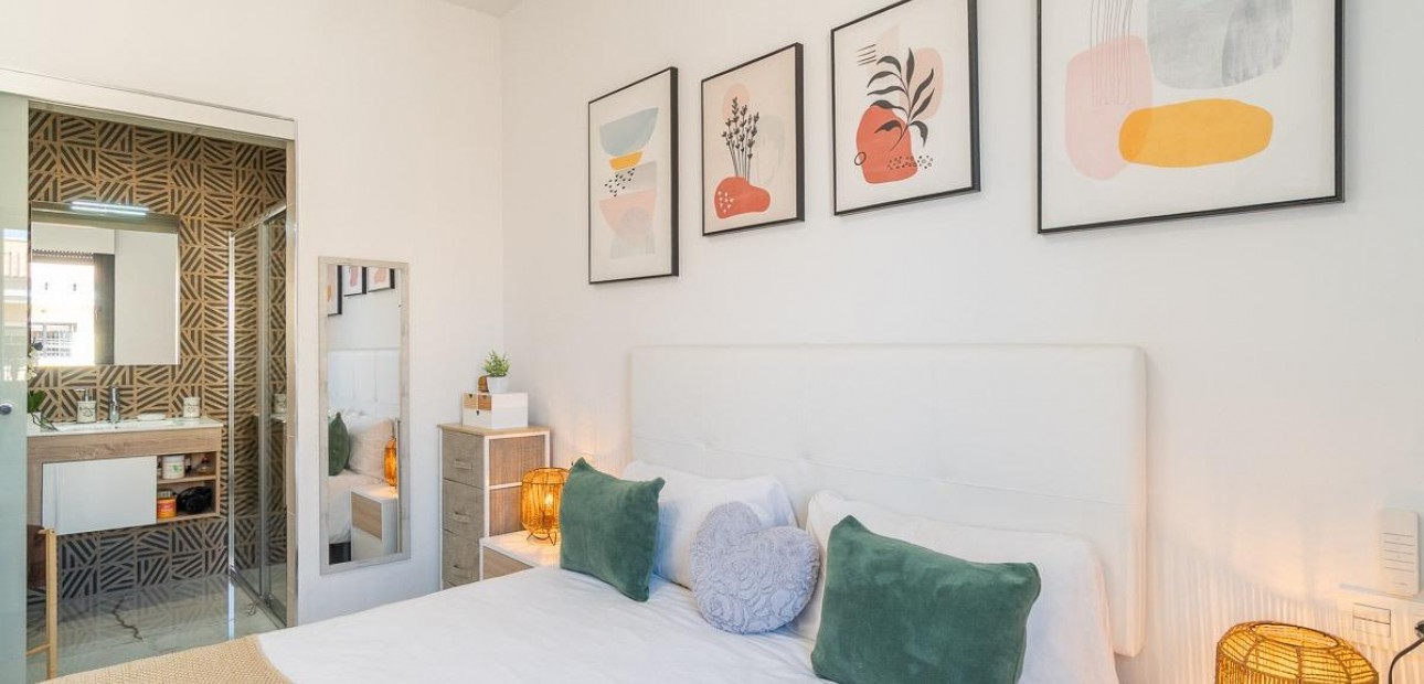 Venta - Apartamento / piso -
Orihuela Costa - PAU 26