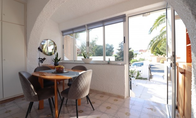 Venta - Bungalow -
Ciudad Quesada - Altos de Quesada