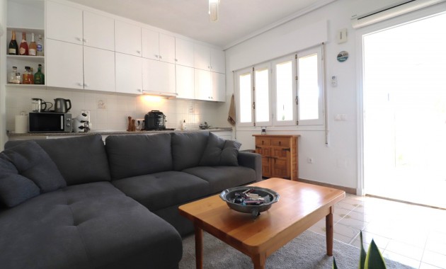 Venta - Bungalow -
Ciudad Quesada - Altos de Quesada