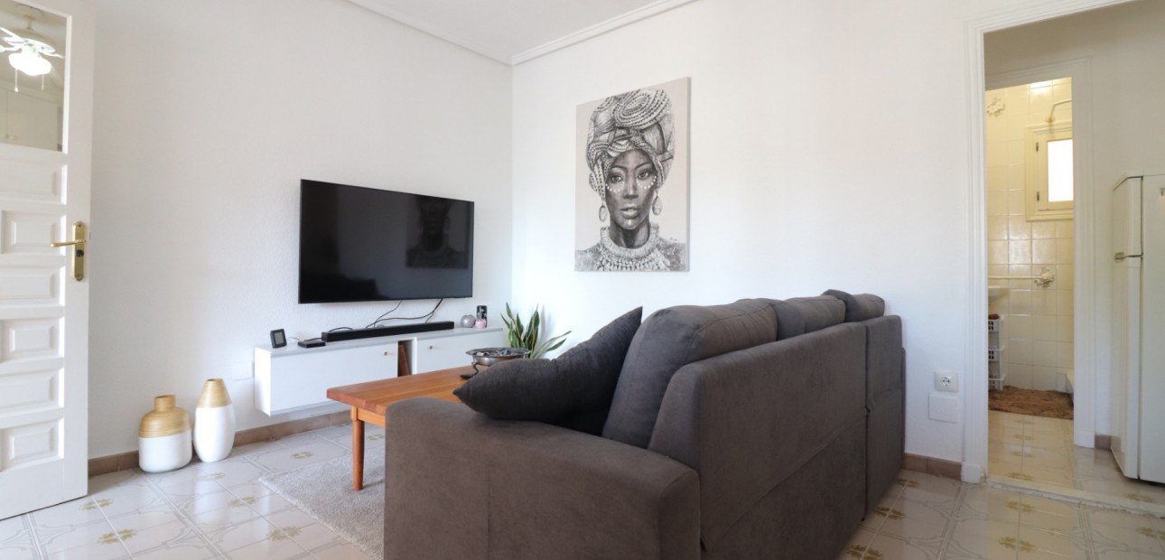 Venta - Bungalow -
Ciudad Quesada - Altos de Quesada