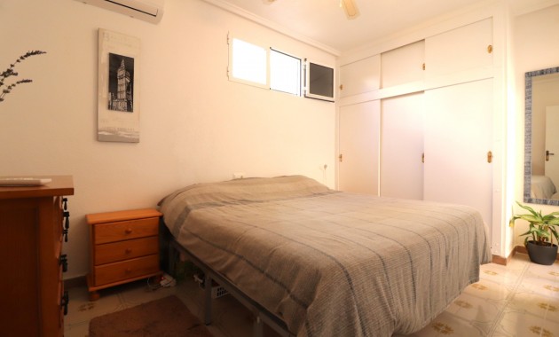 Venta - Bungalow -
Ciudad Quesada - Altos de Quesada