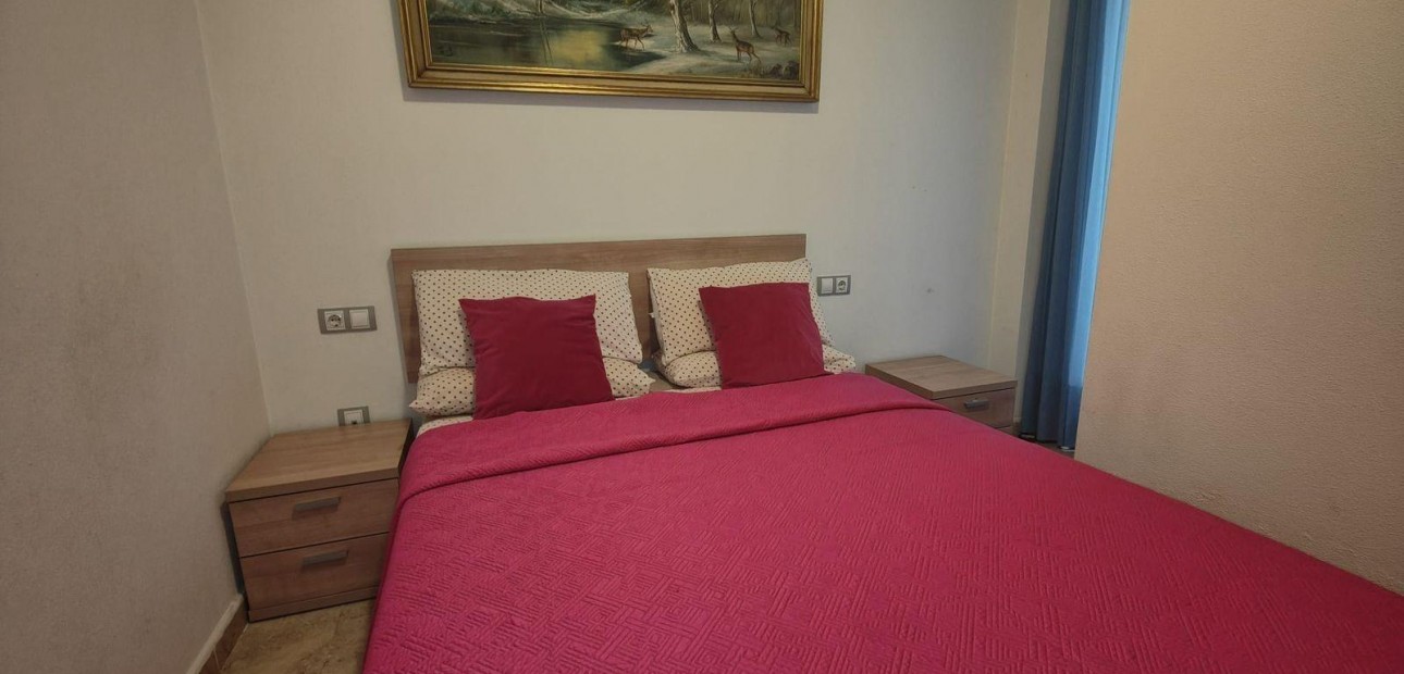 Venta - Apartamento / piso -
Torrevieja - La Mata pueblo