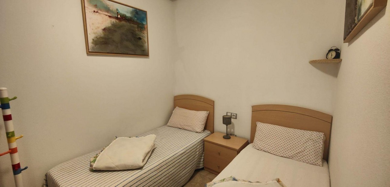 Venta - Apartamento / piso -
Torrevieja - La Mata pueblo