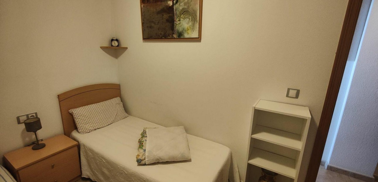 Venta - Apartamento / piso -
Torrevieja - La Mata pueblo