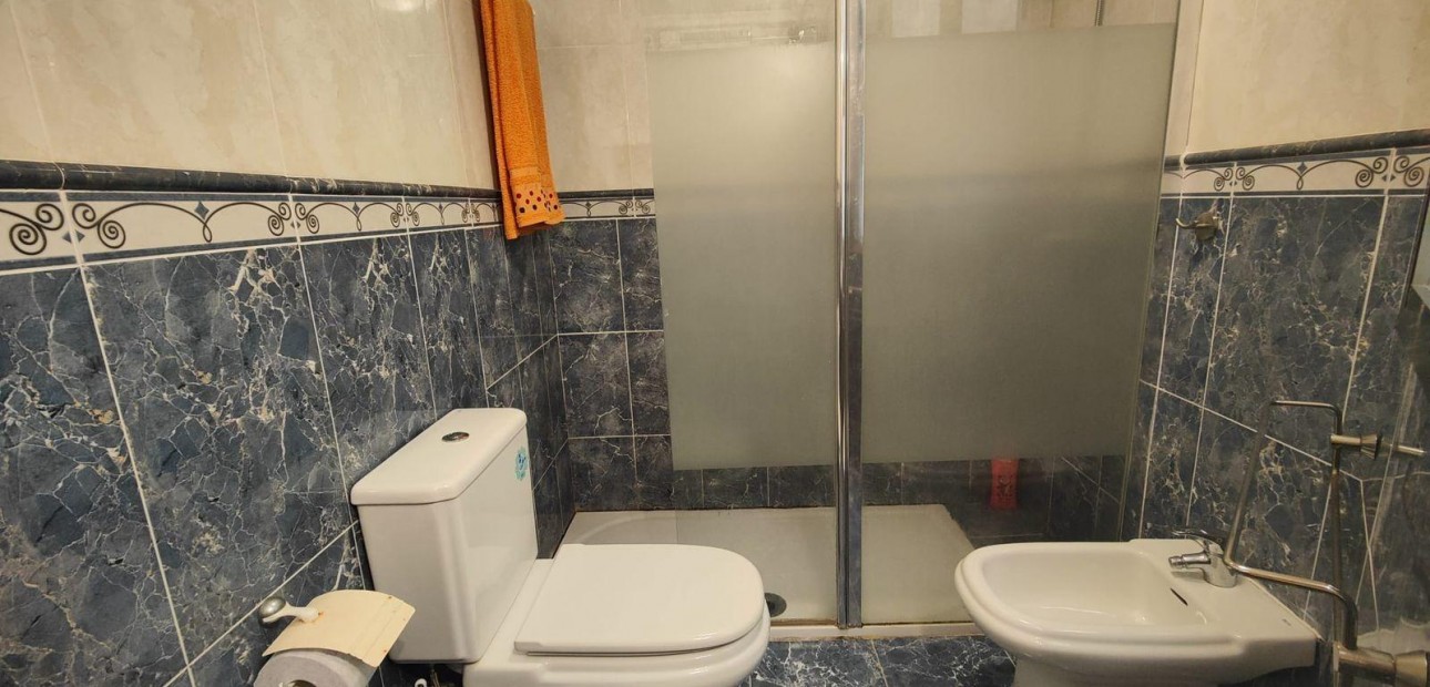 Venta - Apartamento / piso -
Torrevieja - La Mata pueblo