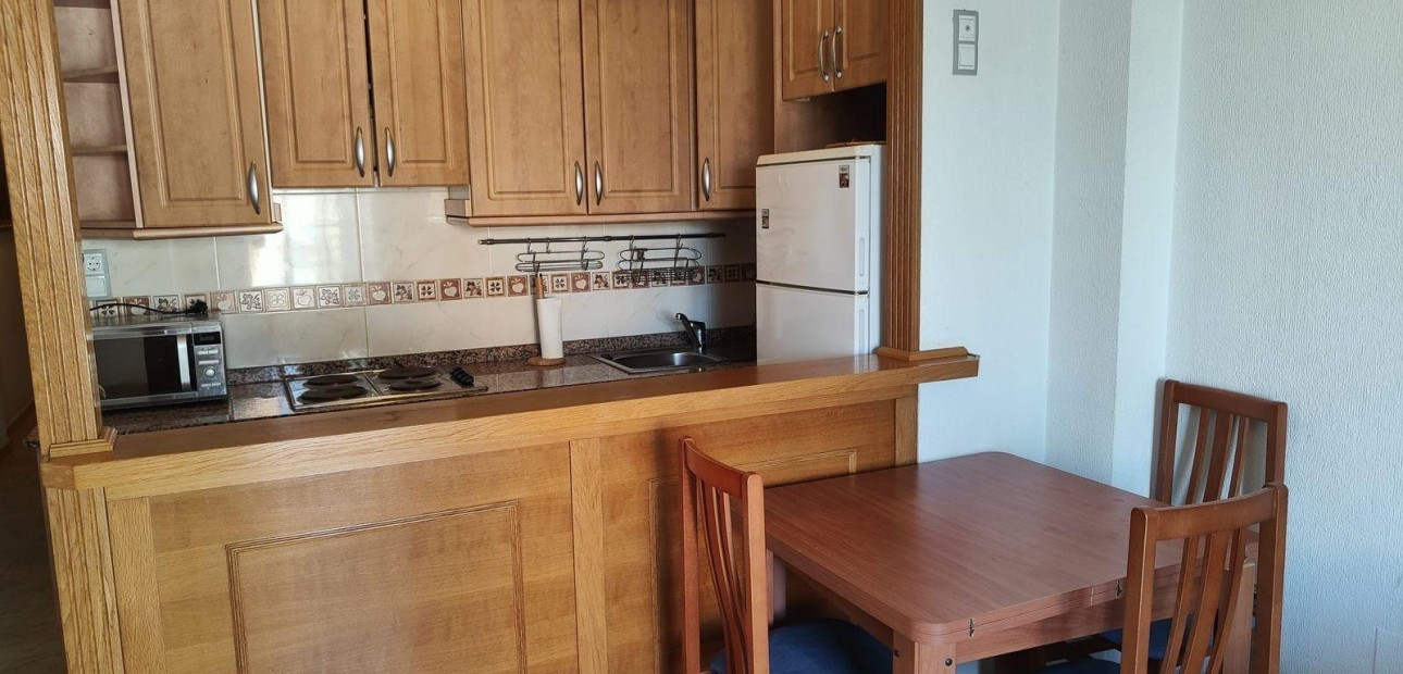 Venta - Apartamento / piso -
Torrevieja - La Mata pueblo