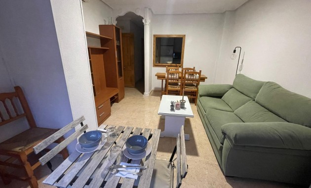 Herverkoop - Appartement / flat -
Torrevieja - Los Europeos