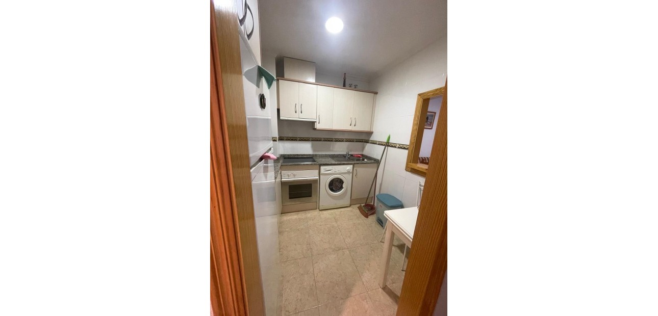 Herverkoop - Appartement / flat -
Torrevieja - Los Europeos