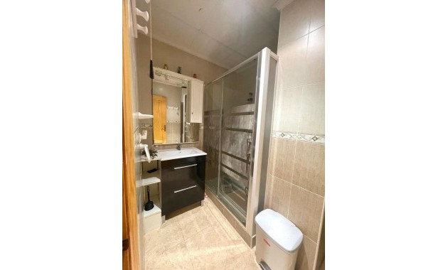 Herverkoop - Appartement / flat -
Torrevieja - Los Europeos