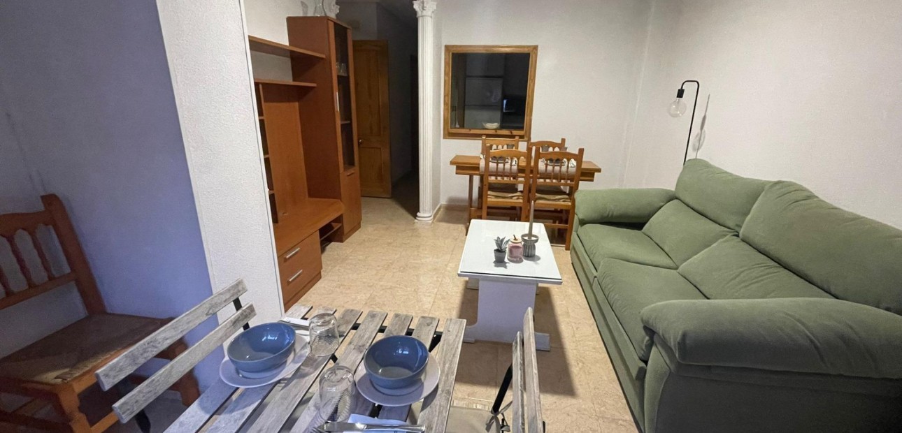 Herverkoop - Appartement / flat -
Torrevieja - Los Europeos