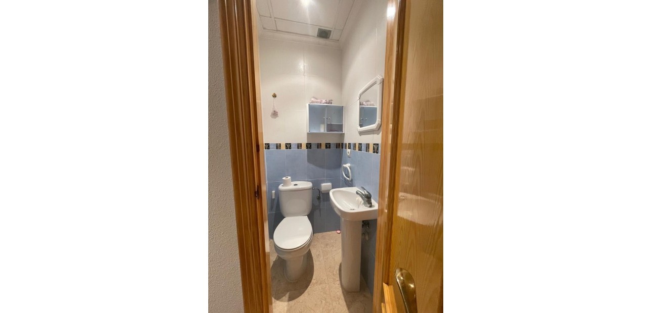 Herverkoop - Appartement / flat -
Torrevieja - Los Europeos