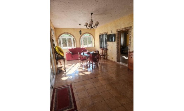 Herverkoop - Villa -
Orihuela Costa - Los Almendros-La Florida