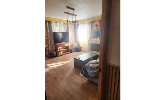 Herverkoop - Villa -
Orihuela Costa - Los Almendros-La Florida