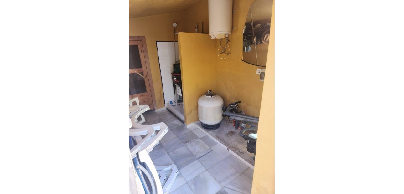 Herverkoop - Villa -
Orihuela Costa - Los Almendros-La Florida