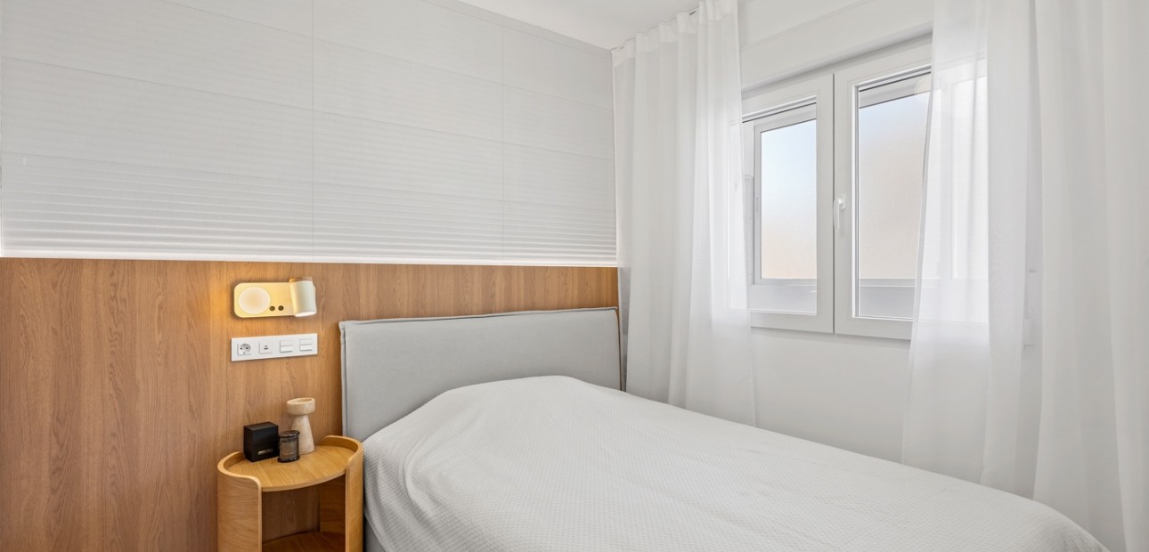 Venta - Apartamento / piso -
Orihuela Costa - Punta Prima