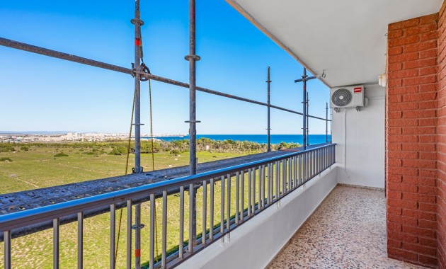 Venta - Apartamento / piso -
Orihuela Costa - Punta Prima