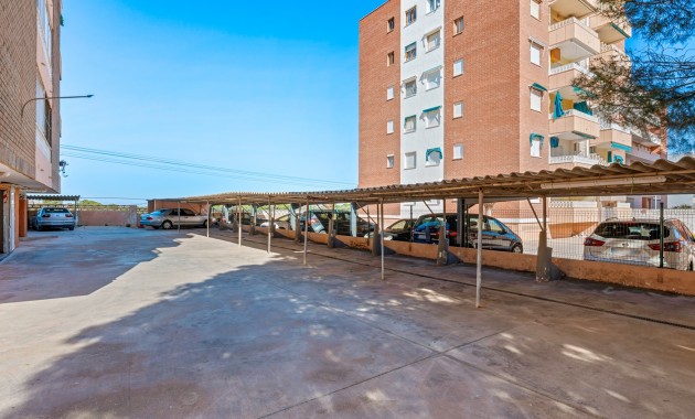 Venta - Apartamento / piso -
Orihuela Costa - Punta Prima