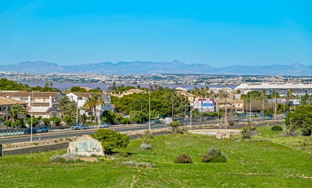 Venta - Apartamento / piso -
Orihuela Costa - Punta Prima