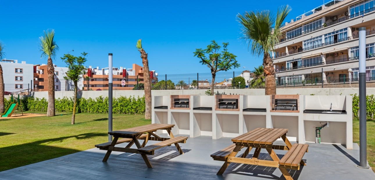 Herverkoop - Appartement / flat -
Orihuela Costa - Playa Flamenca