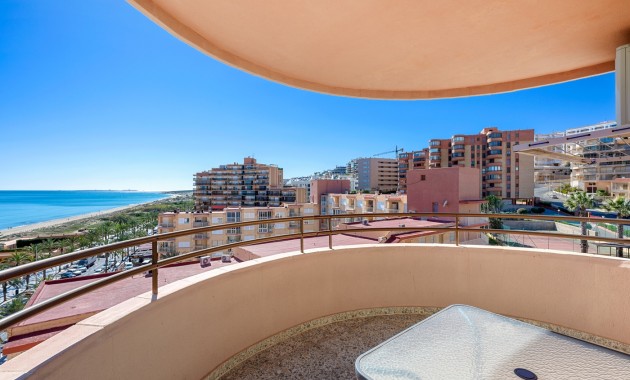 Venta - Apartamento / piso -
Arenales del Sol - Segunda linea playa