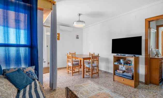 Venta - Apartamento / piso -
Arenales del Sol - Segunda linea playa