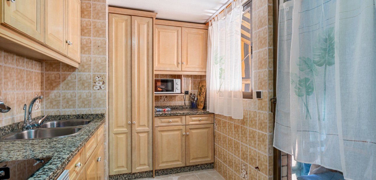 Venta - Apartamento / piso -
Arenales del Sol - Segunda linea playa