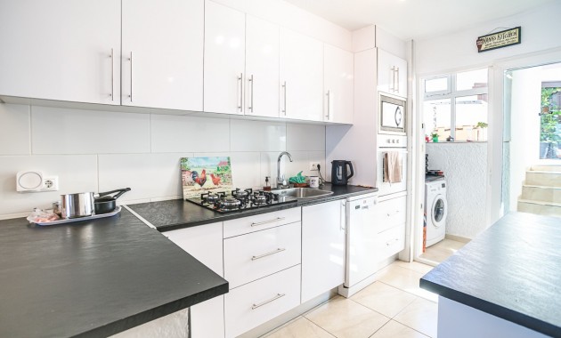 Venta - Apartamento / piso -
Orihuela Costa - Los Balcones