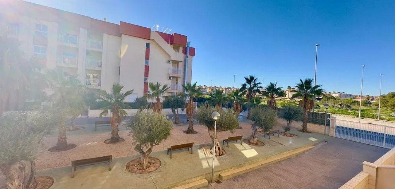 Venta - Apartamento / piso -
Orihuela Costa - Lomas de Cabo Roig