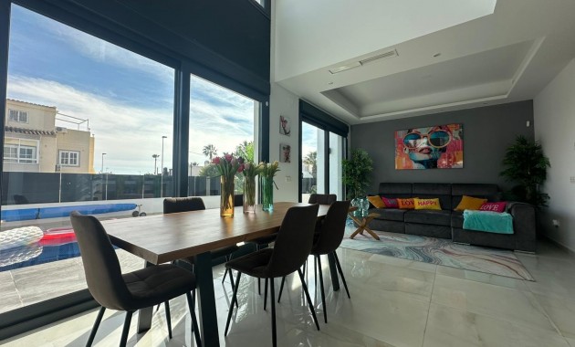 Venta - Villa -
Torrevieja - Torreblanca