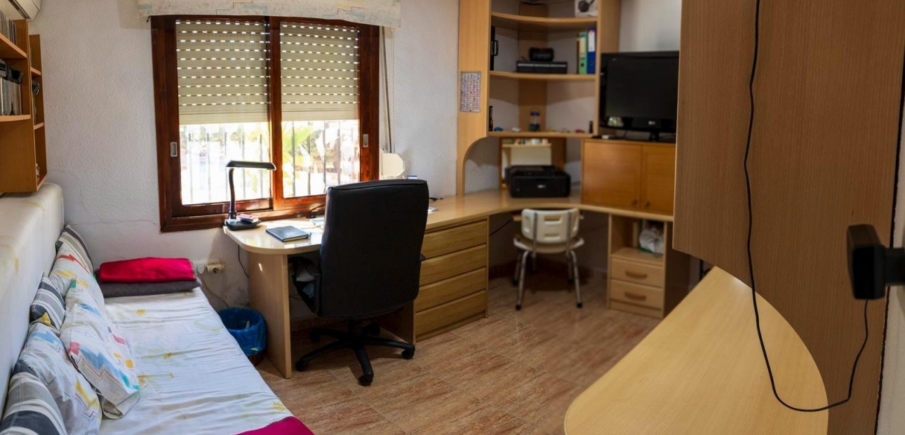 Venta - Country House -
Santa Pola - Norte